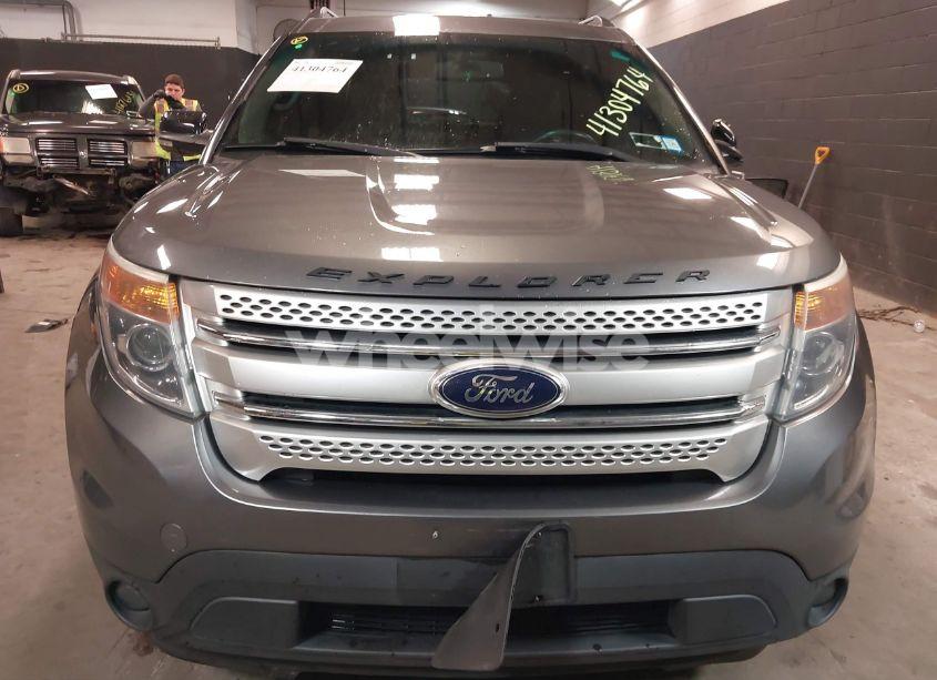 Photo 12 of 2014 Ford Explorer XLT (VIN 1FM5K8D89EGC43993)