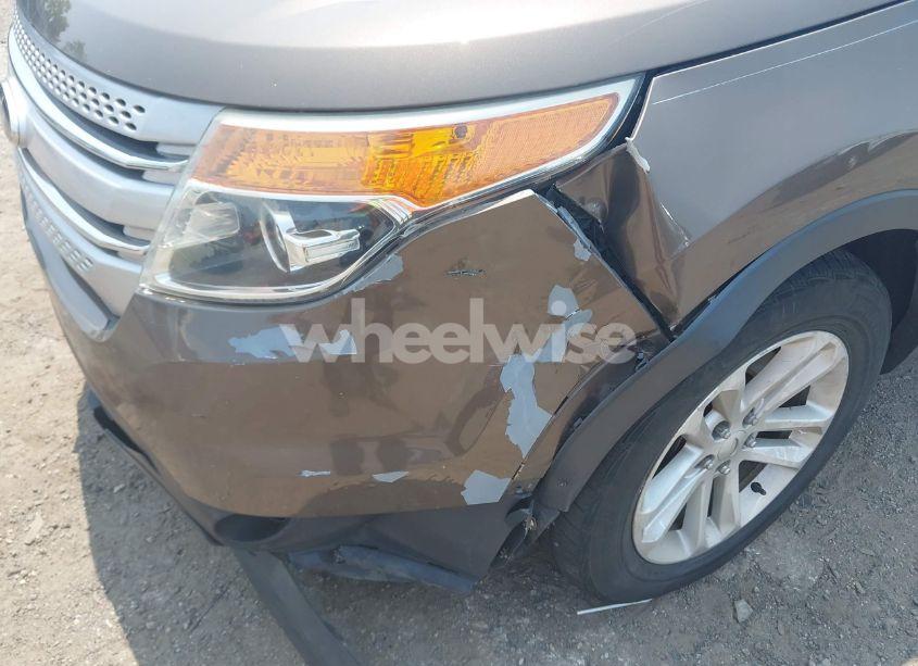 Photo 16 of 2015 Ford Explorer XLT (VIN 1FM5K8D89FGA50261)