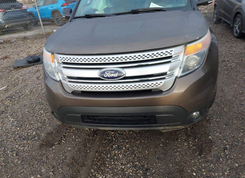 Photo 12 of 2015 Ford Explorer XLT (VIN 1FM5K8D89FGB38470)