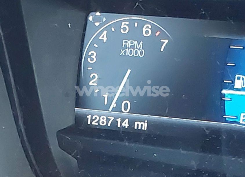 Photo 15 of 2015 Ford Explorer XLT (VIN 1FM5K8D89FGB54622)