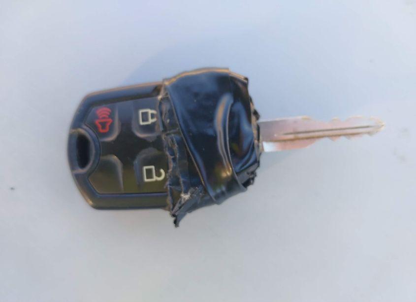 Photo 11 of 2015 Ford Explorer XLT (VIN 1FM5K8D89FGB88494)