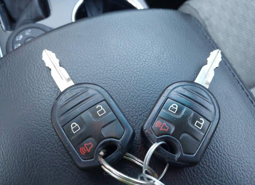 Photo 11 of 2015 Ford Explorer XLT (VIN 1FM5K8D89FGC07478)