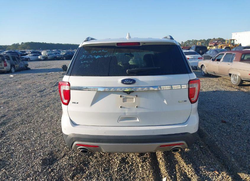 Photo 16 of 2016 Ford Explorer XLT (VIN 1FM5K8D89GGA10070)