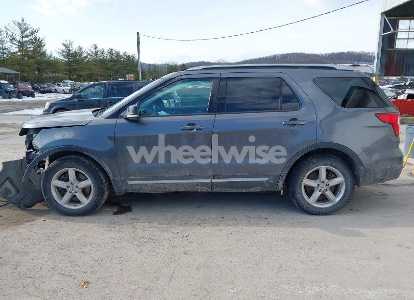 Photo 15 of 2016 Ford Explorer XLT (VIN 1FM5K8D89GGA47720)