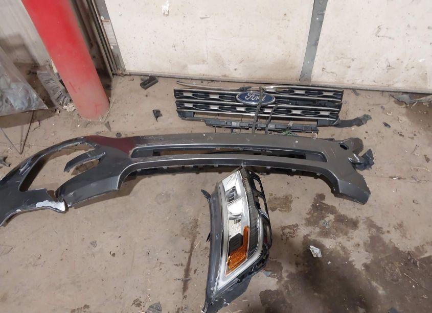 Photo 12 of 2016 Ford Explorer XLT (VIN 1FM5K8D89GGB35439)