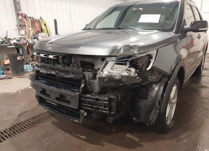 Photo 6 of 2016 Ford Explorer XLT (VIN 1FM5K8D89GGB35439)