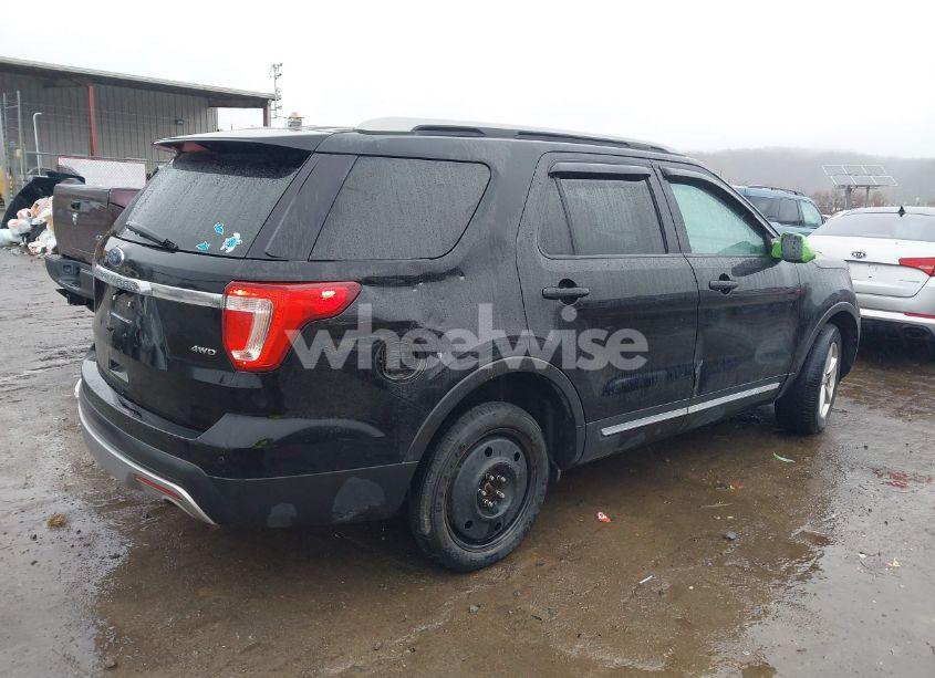 Photo 4 of 2016 Ford Explorer XLT (VIN 1FM5K8D89GGB92725)