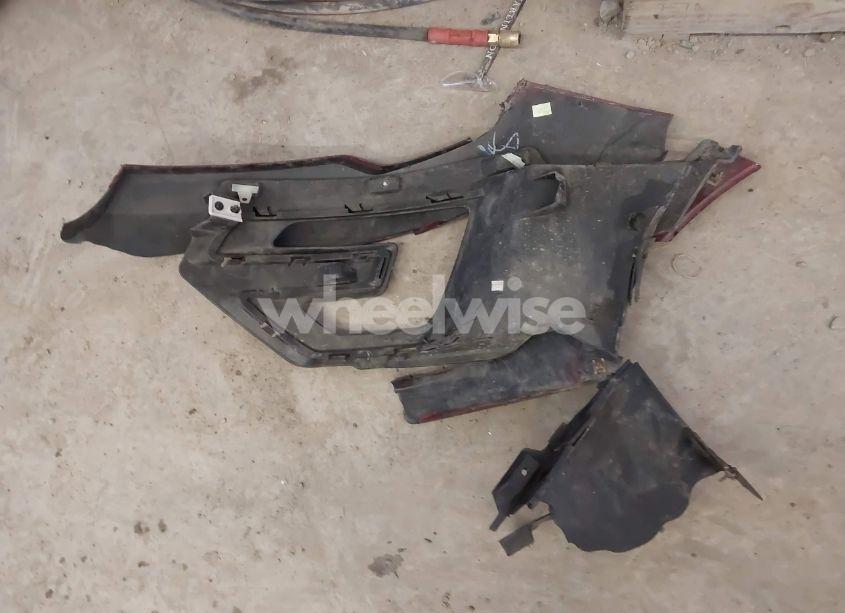 Photo 12 of 2016 Ford Explorer XLT (VIN 1FM5K8D89GGC45780)