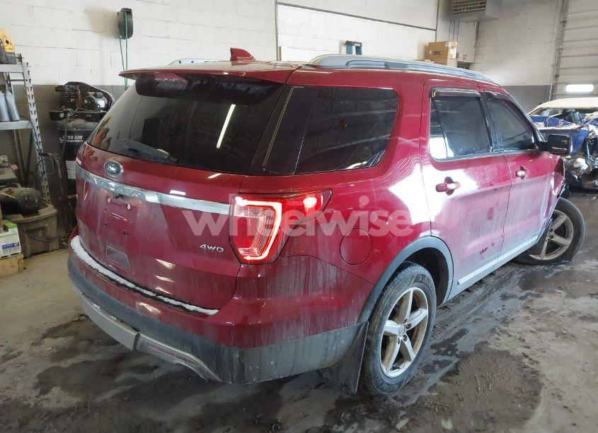 Photo 4 of 2016 Ford Explorer XLT (VIN 1FM5K8D89GGC45780)