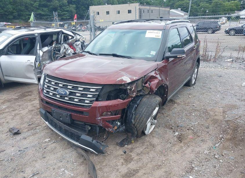 Photo 2 of 2016 Ford Explorer XLT (VIN 1FM5K8D89GGC91187)