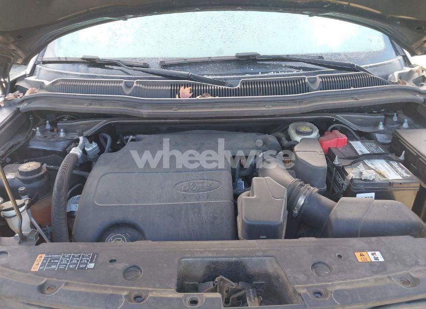 Photo 10 of 2016 Ford Explorer XLT (VIN 1FM5K8D89GGC99550)