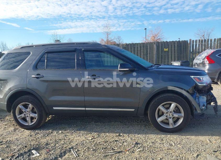 Photo 13 of 2016 Ford Explorer XLT (VIN 1FM5K8D89GGC99550)