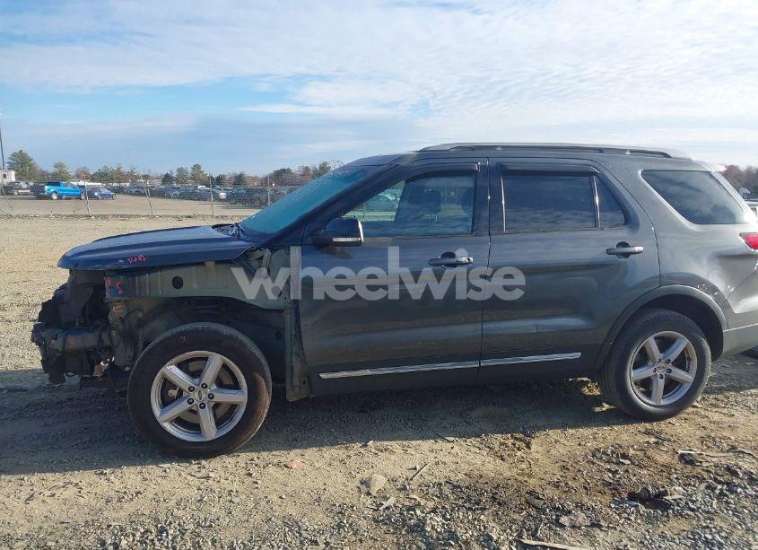 Photo 14 of 2016 Ford Explorer XLT (VIN 1FM5K8D89GGC99550)