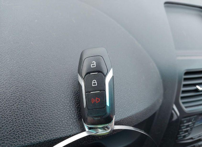 Photo 11 of 2016 Ford Explorer XLT (VIN 1FM5K8D89GGD00292)