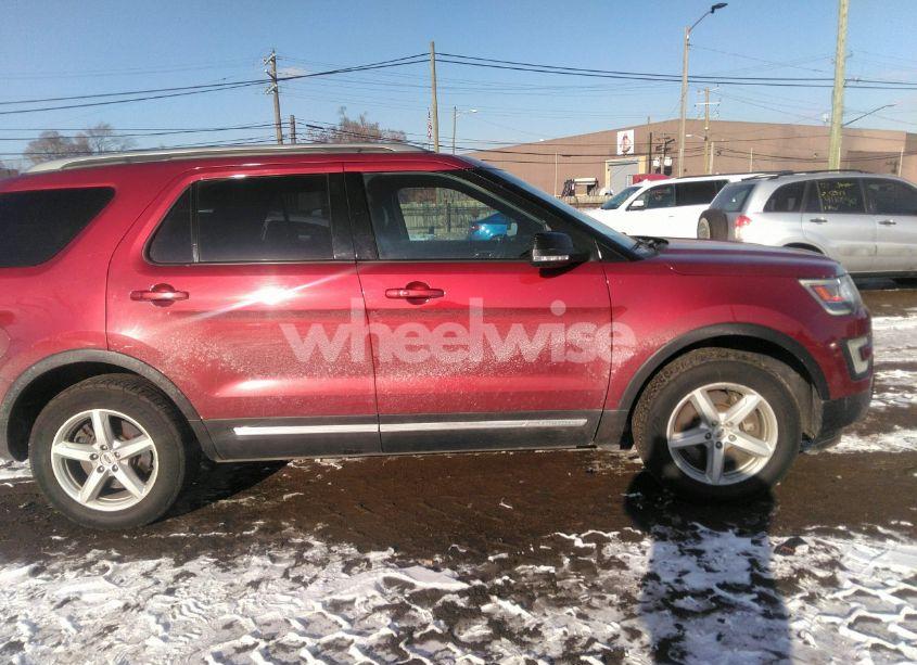 Photo 13 of 2016 Ford Explorer XLT (VIN 1FM5K8D89GGD25161)