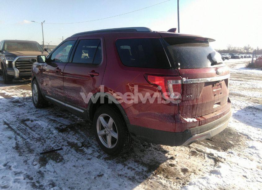 Photo 3 of 2016 Ford Explorer XLT (VIN 1FM5K8D89GGD25161)