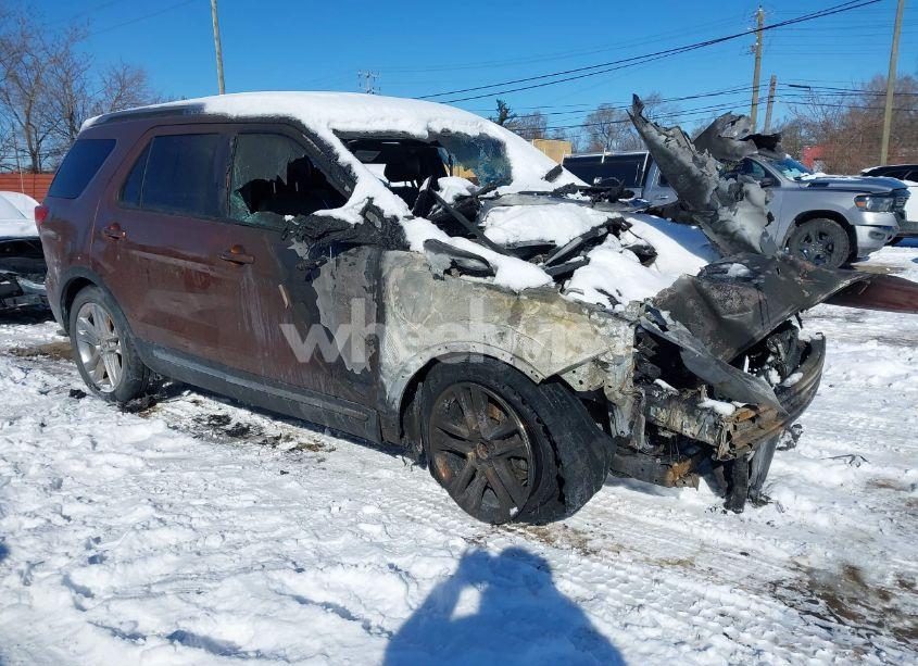 2017 Ford Explorer XLT (VIN 1FM5K8D89HGA42115) main photo