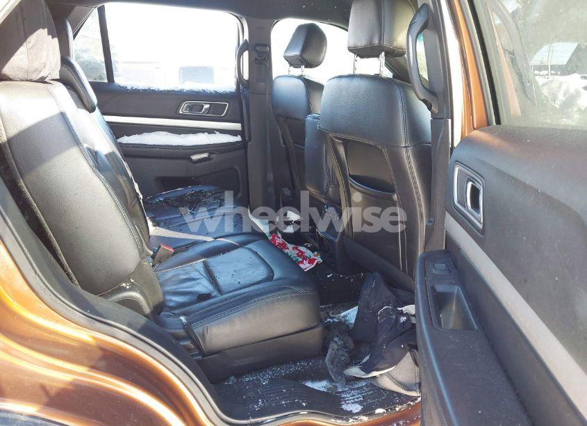 Photo 8 of 2017 Ford Explorer XLT (VIN 1FM5K8D89HGA42115)