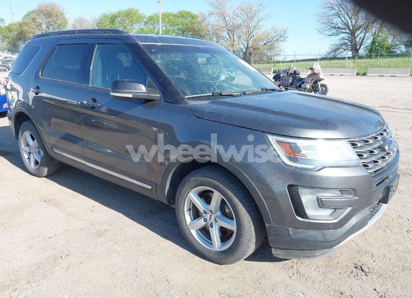 2017 Ford Explorer XLT (VIN 1FM5K8D89HGA43961) main photo