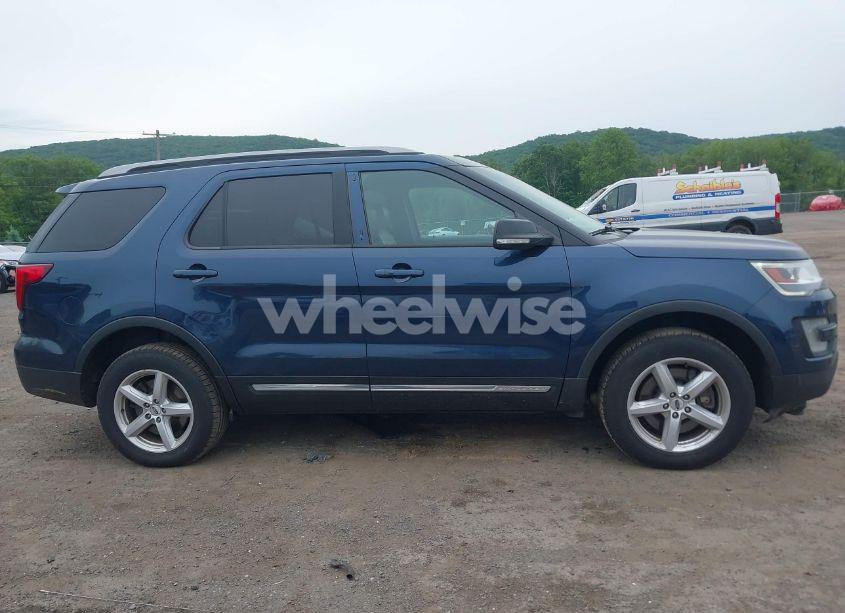 Photo 13 of 2017 Ford Explorer XLT (VIN 1FM5K8D89HGB26435)