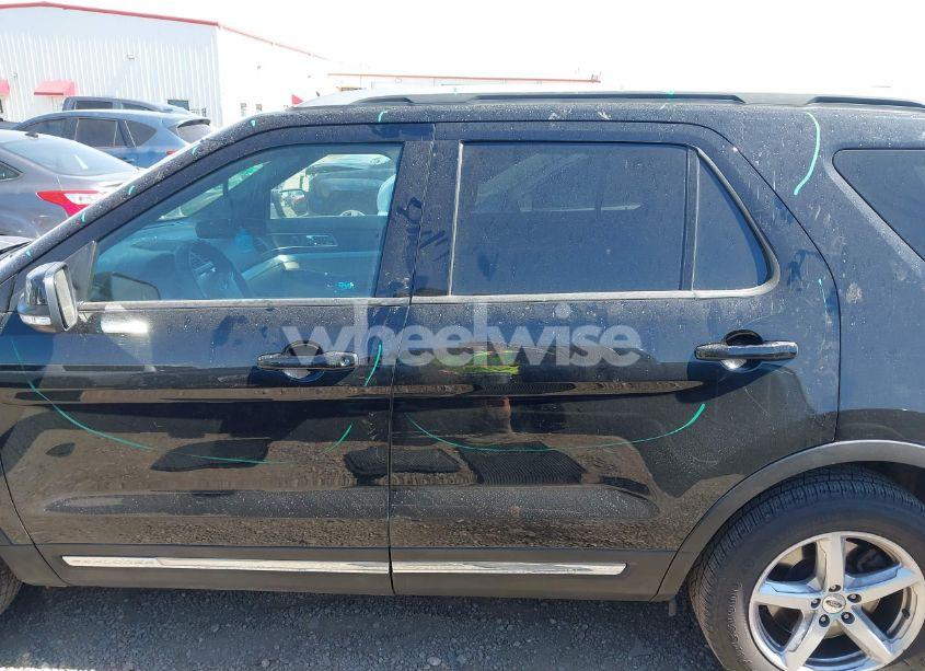 Photo 14 of 2017 Ford Explorer XLT (VIN 1FM5K8D89HGC22470)