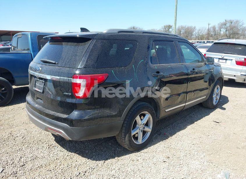 Photo 4 of 2017 Ford Explorer XLT (VIN 1FM5K8D89HGC22470)