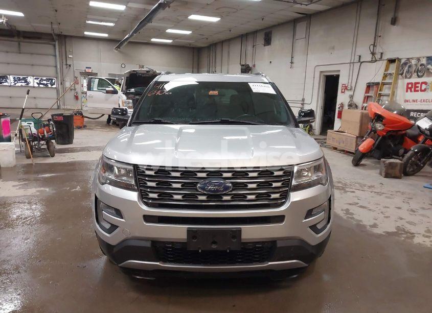 Photo 13 of 2017 Ford Explorer XLT (VIN 1FM5K8D89HGD09012)