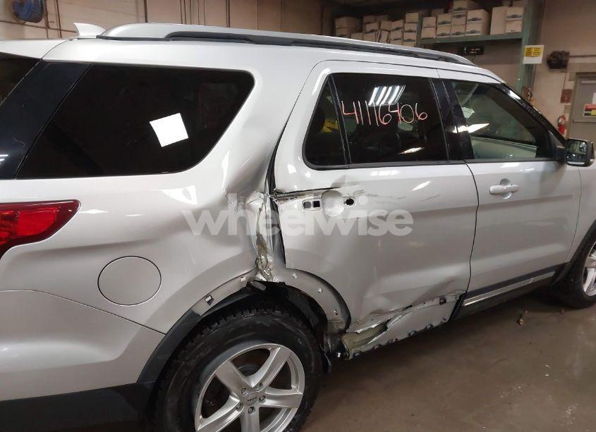 Photo 6 of 2017 Ford Explorer XLT (VIN 1FM5K8D89HGD09012)