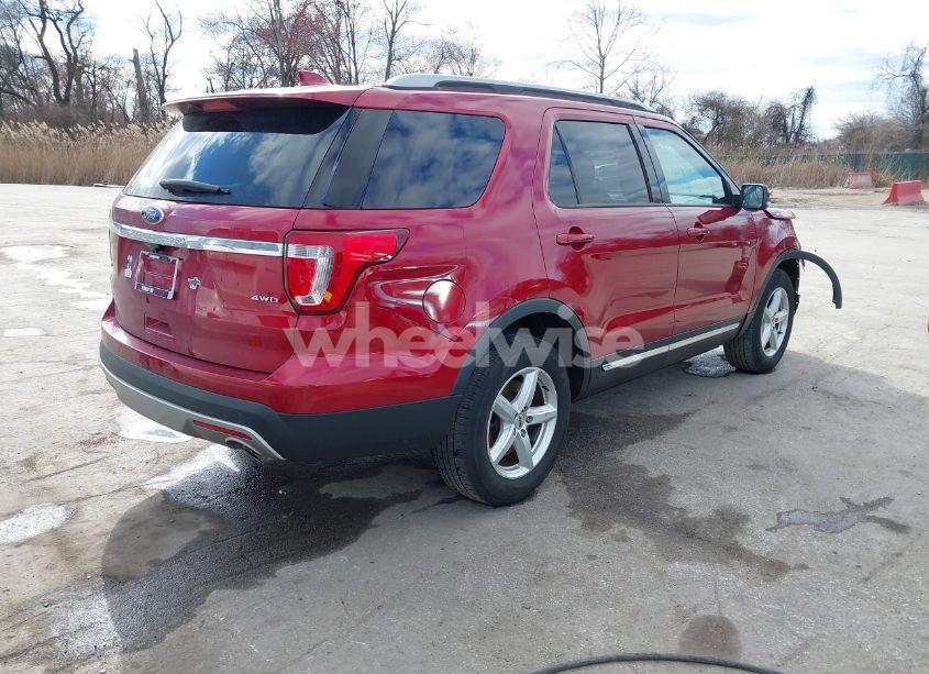 Photo 4 of 2017 Ford Explorer XLT (VIN 1FM5K8D89HGD50353)
