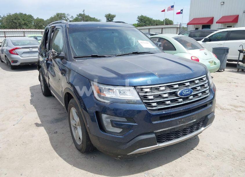 2017 Ford Explorer XLT (VIN 1FM5K8D89HGD57156) main photo