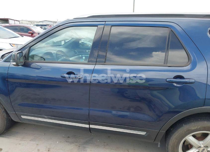 Photo 14 of 2017 Ford Explorer XLT (VIN 1FM5K8D89HGD57156)