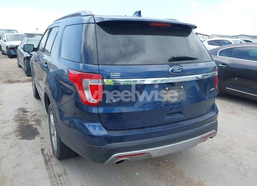 Photo 3 of 2017 Ford Explorer XLT (VIN 1FM5K8D89HGD57156)