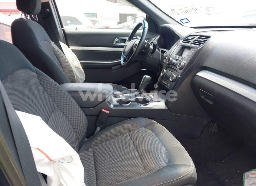 Photo 5 of 2017 Ford Explorer XLT (VIN 1FM5K8D89HGD57156)