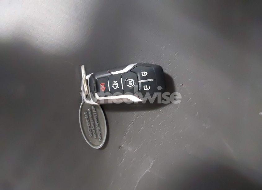 Photo 11 of 2017 Ford Explorer XLT (VIN 1FM5K8D89HGD75138)