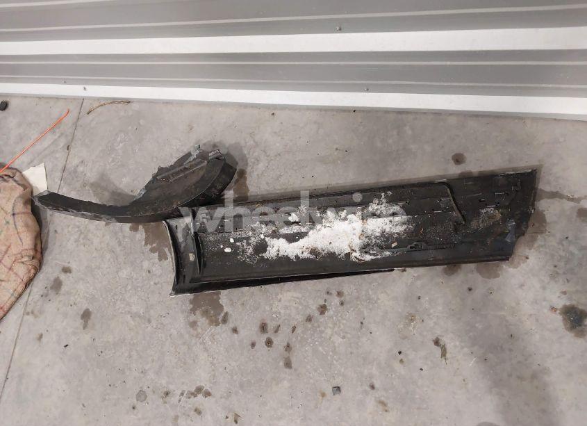 Photo 12 of 2017 Ford Explorer XLT (VIN 1FM5K8D89HGD75138)