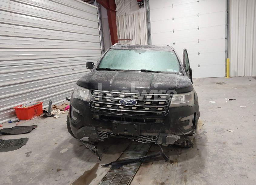 Photo 13 of 2017 Ford Explorer XLT (VIN 1FM5K8D89HGD75138)