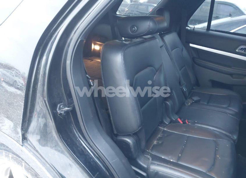 Photo 8 of 2017 Ford Explorer XLT (VIN 1FM5K8D89HGD97771)