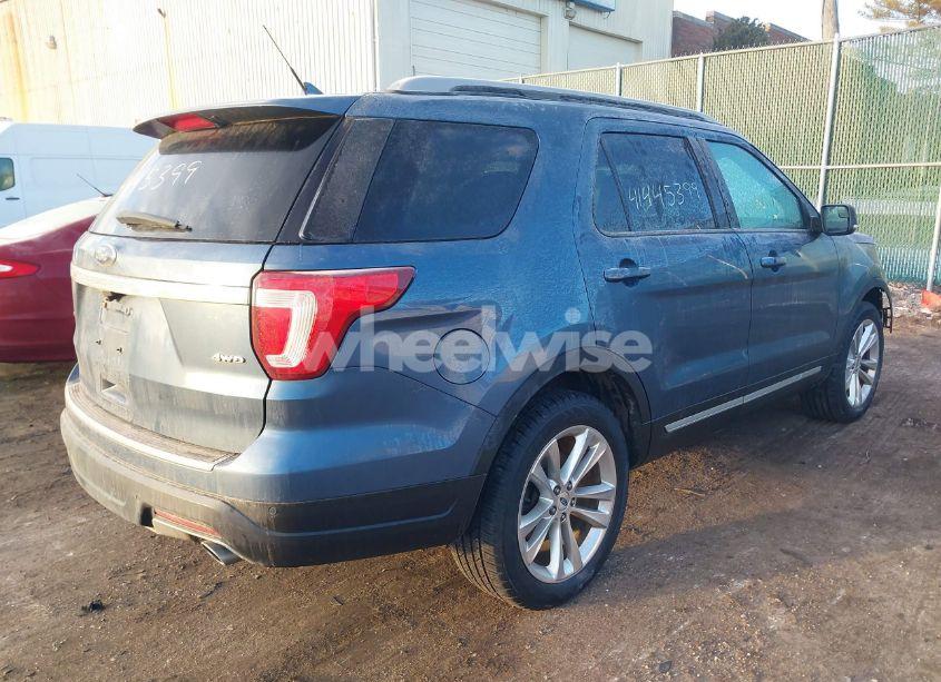 Photo 4 of 2018 Ford Explorer XLT (VIN 1FM5K8D89JGA54108)
