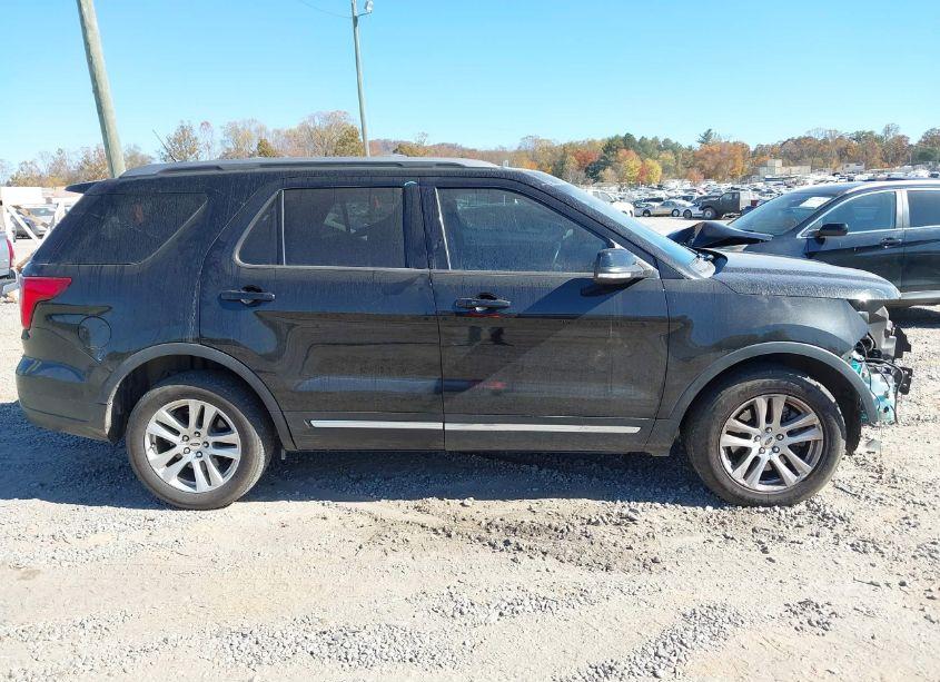 Photo 13 of 2018 Ford Explorer XLT (VIN 1FM5K8D89JGA57073)