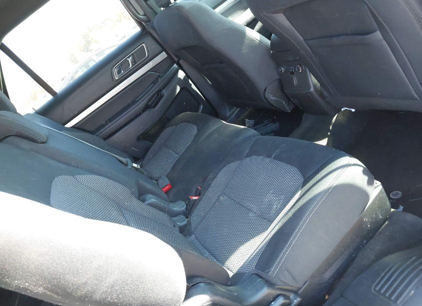 Photo 8 of 2018 Ford Explorer XLT (VIN 1FM5K8D89JGA57073)