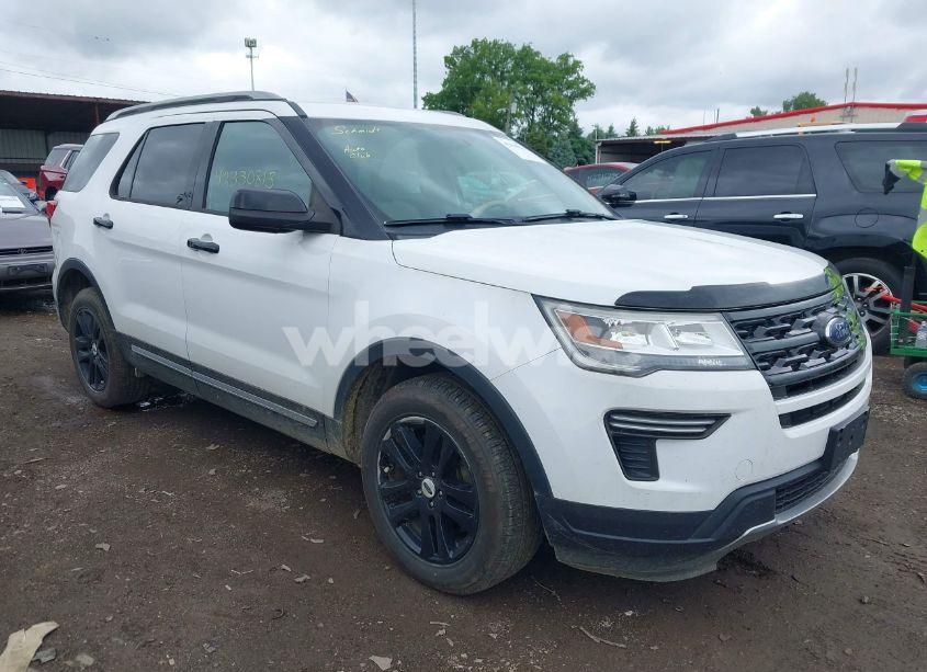 2018 Ford Explorer XLT (VIN 1FM5K8D89JGA73757) main photo
