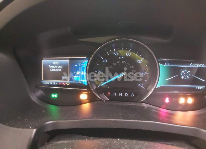 Photo 7 of 2018 Ford Explorer XLT (VIN 1FM5K8D89JGB37117)