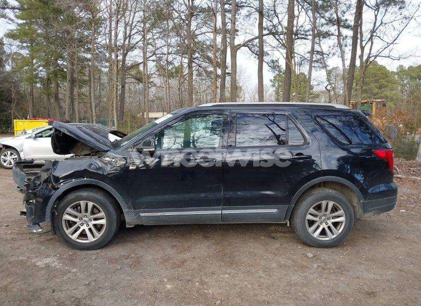 Photo 14 of 2018 Ford Explorer XLT (VIN 1FM5K8D89JGB75737)