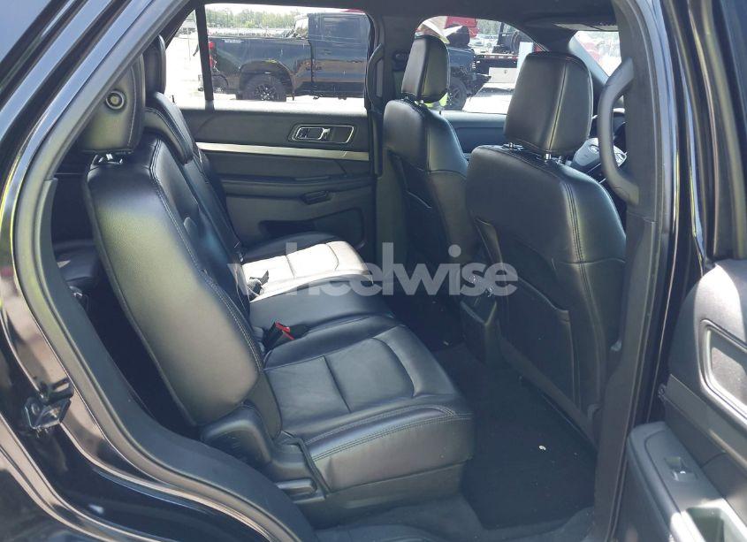 Photo 8 of 2018 Ford Explorer XLT (VIN 1FM5K8D89JGC38674)