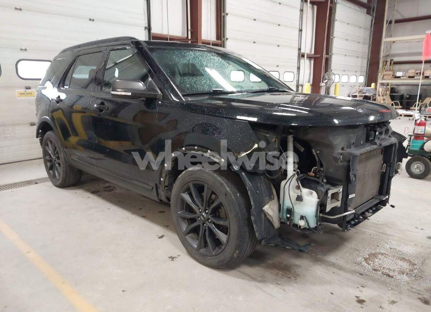 2018 Ford Explorer XLT (VIN 1FM5K8D89JGC40408) main photo