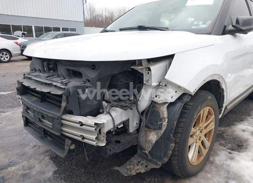 Photo 6 of 2019 Ford Explorer XLT (VIN 1FM5K8D89KGA13334)