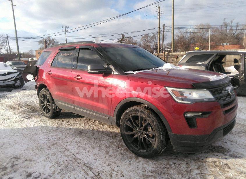 2019 Ford Explorer XLT (VIN 1FM5K8D89KGA59326) main photo