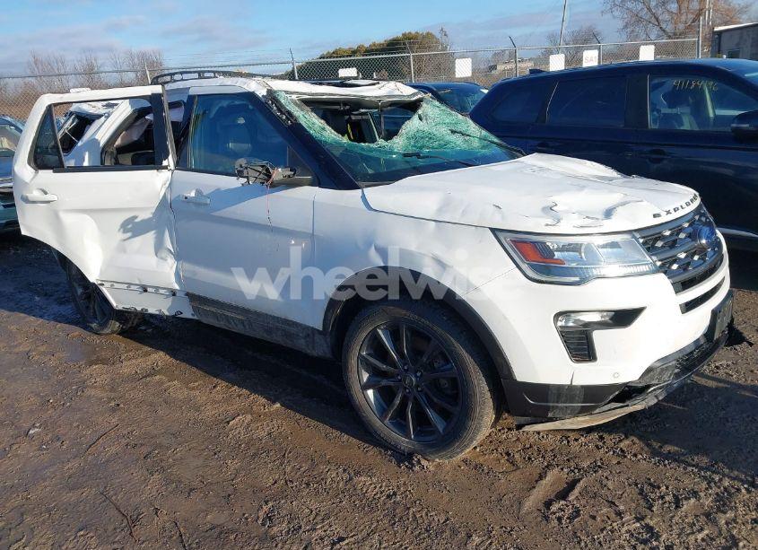2019 Ford Explorer XLT (VIN 1FM5K8D89KGA95422) main photo