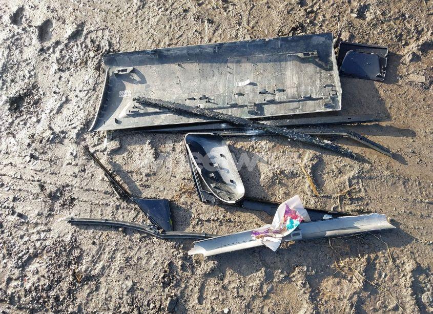 Photo 12 of 2019 Ford Explorer XLT (VIN 1FM5K8D89KGA95422)