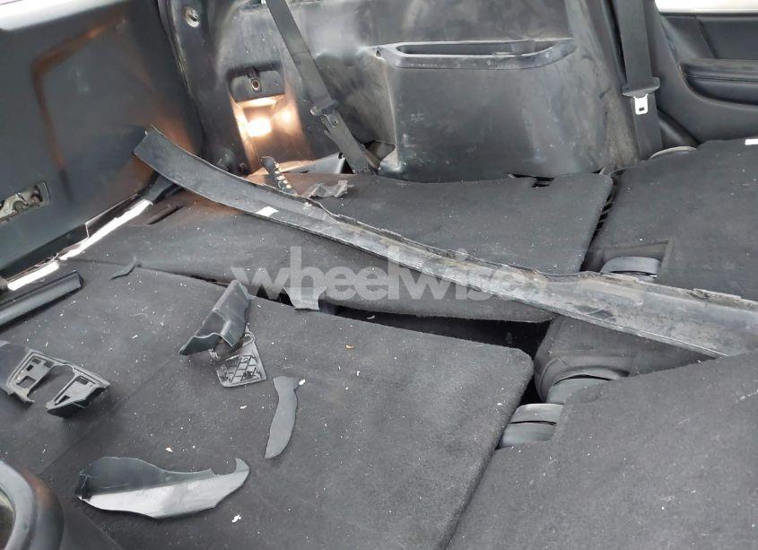 Photo 12 of 2019 Ford Explorer XLT (VIN 1FM5K8D89KGB49110)